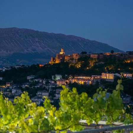 Patio Rooms Gjirokastër Екстериор снимка