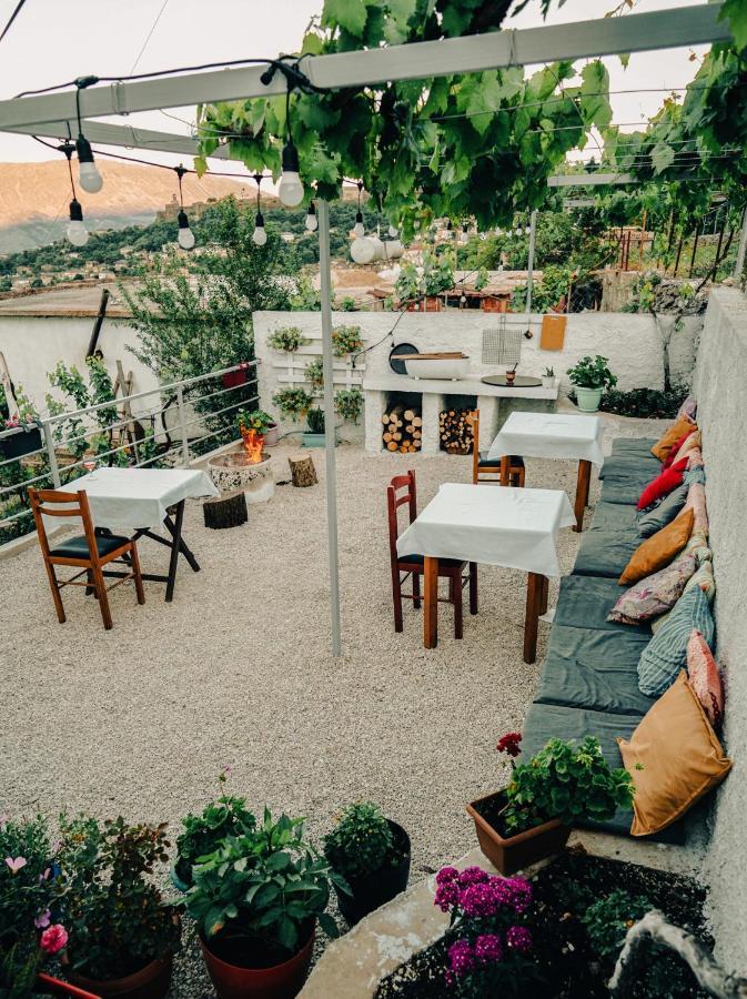 Patio Rooms Gjirokastër Екстериор снимка