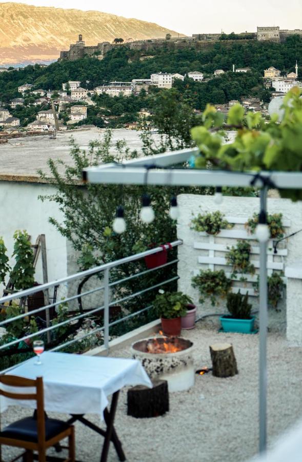 Patio Rooms Gjirokastër Екстериор снимка
