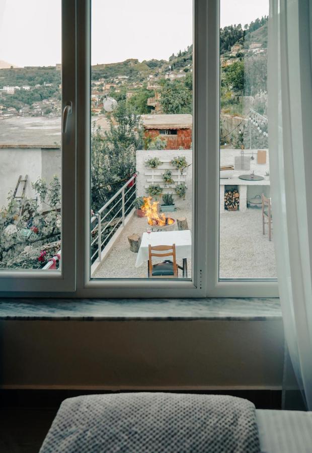 Patio Rooms Gjirokastër Екстериор снимка