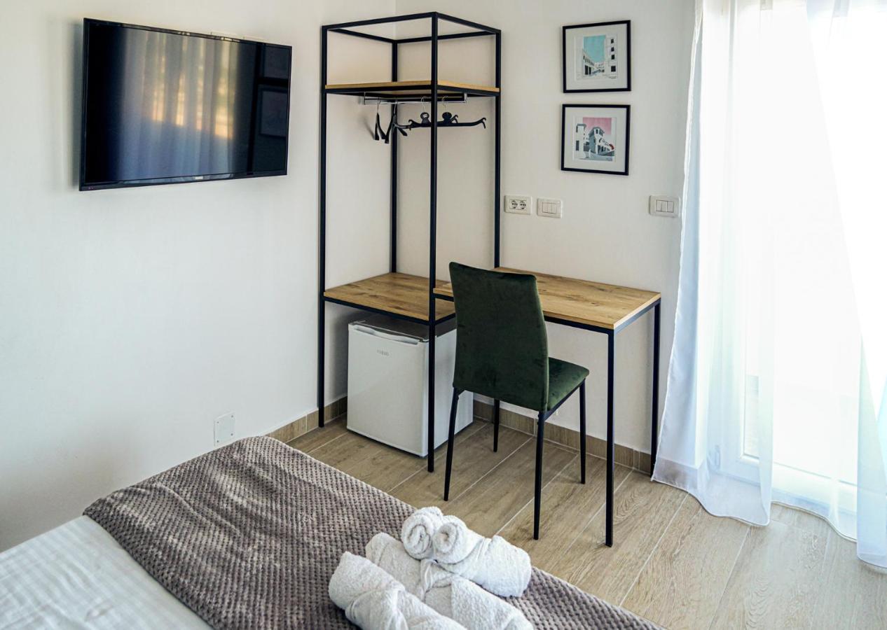 Patio Rooms Gjirokastër Екстериор снимка